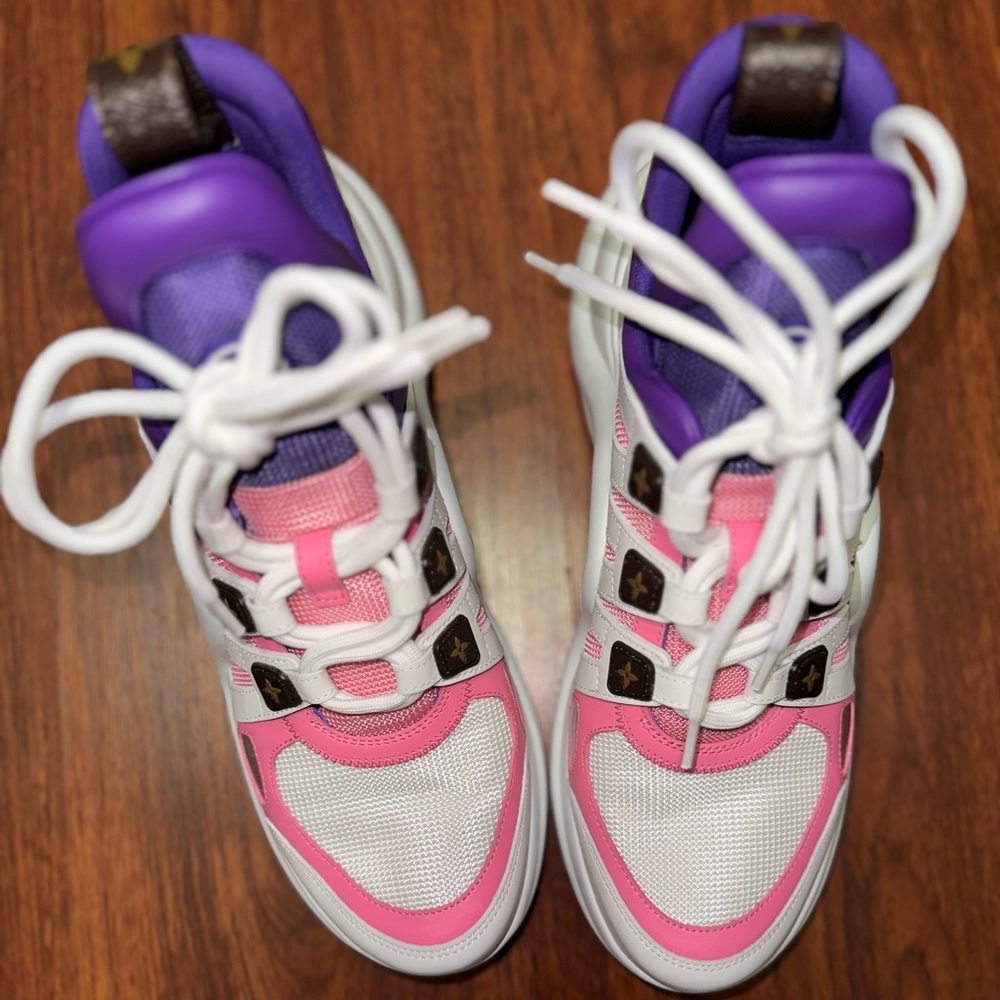 Louis Vuitton Arch Light Sneaker